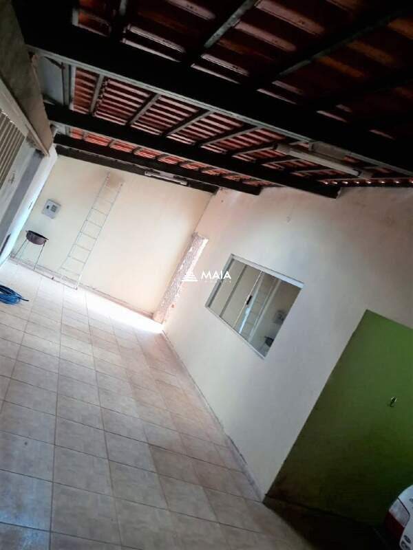 Casa à venda no Beija Flor II: 