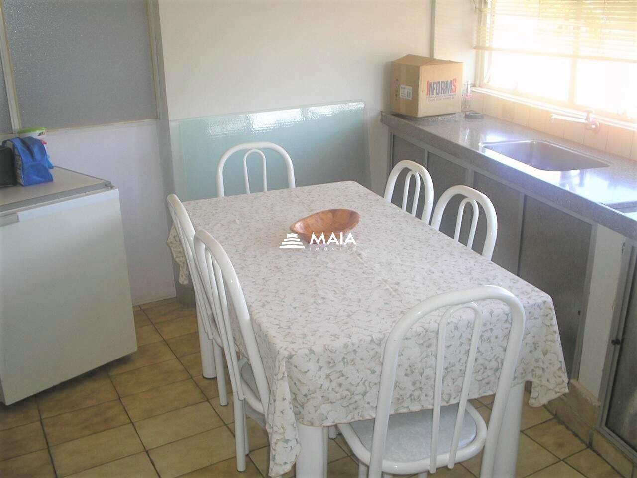 Comercial à venda no Mercês: 