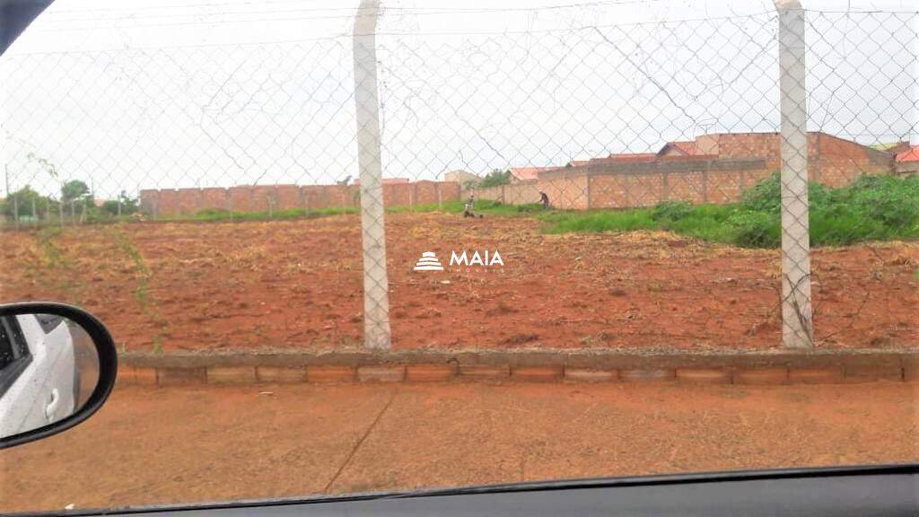 Terreno/Área à venda no Parque dos Girassóis: 