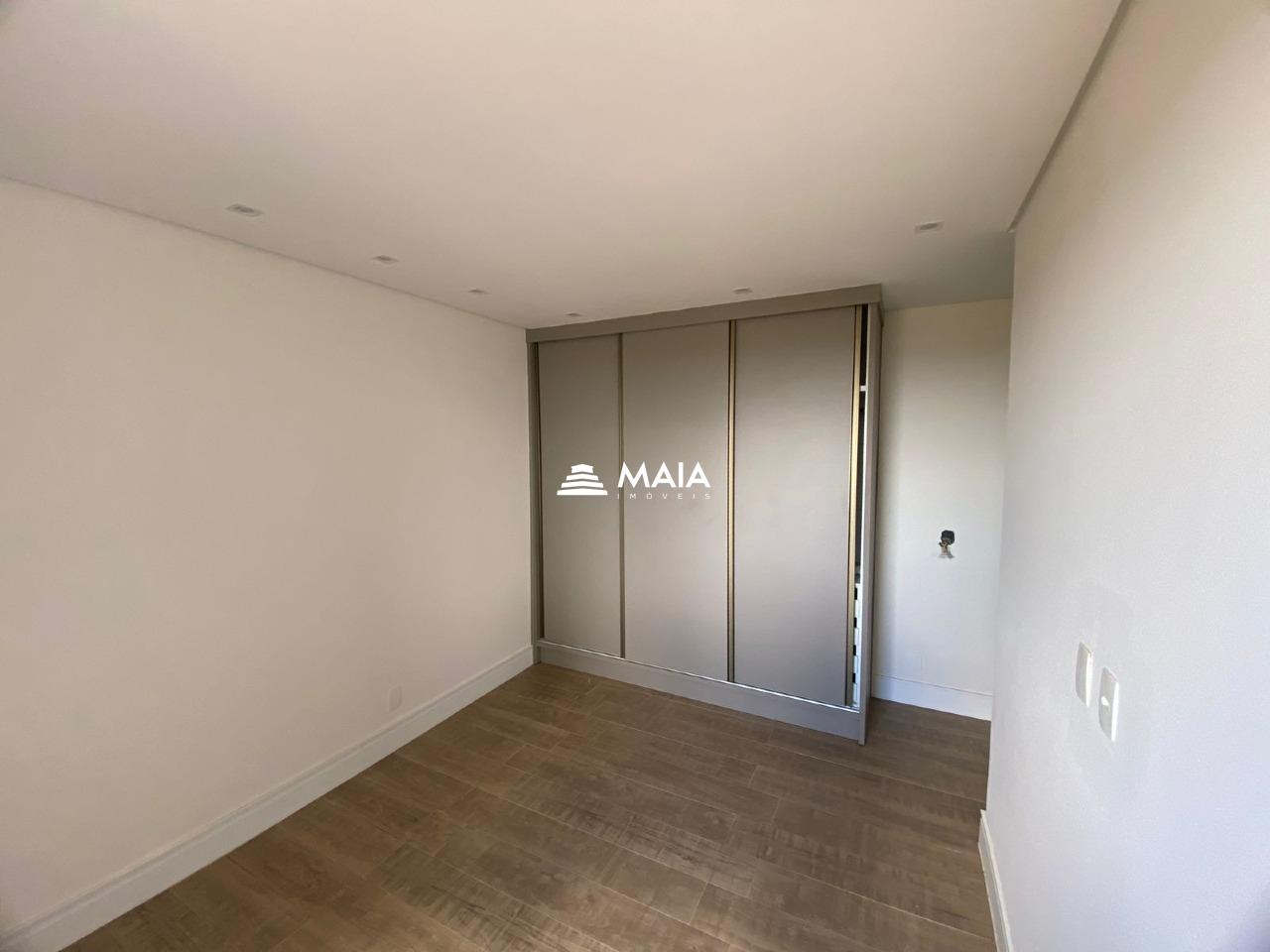 Apartamento à venda no Mercês: 