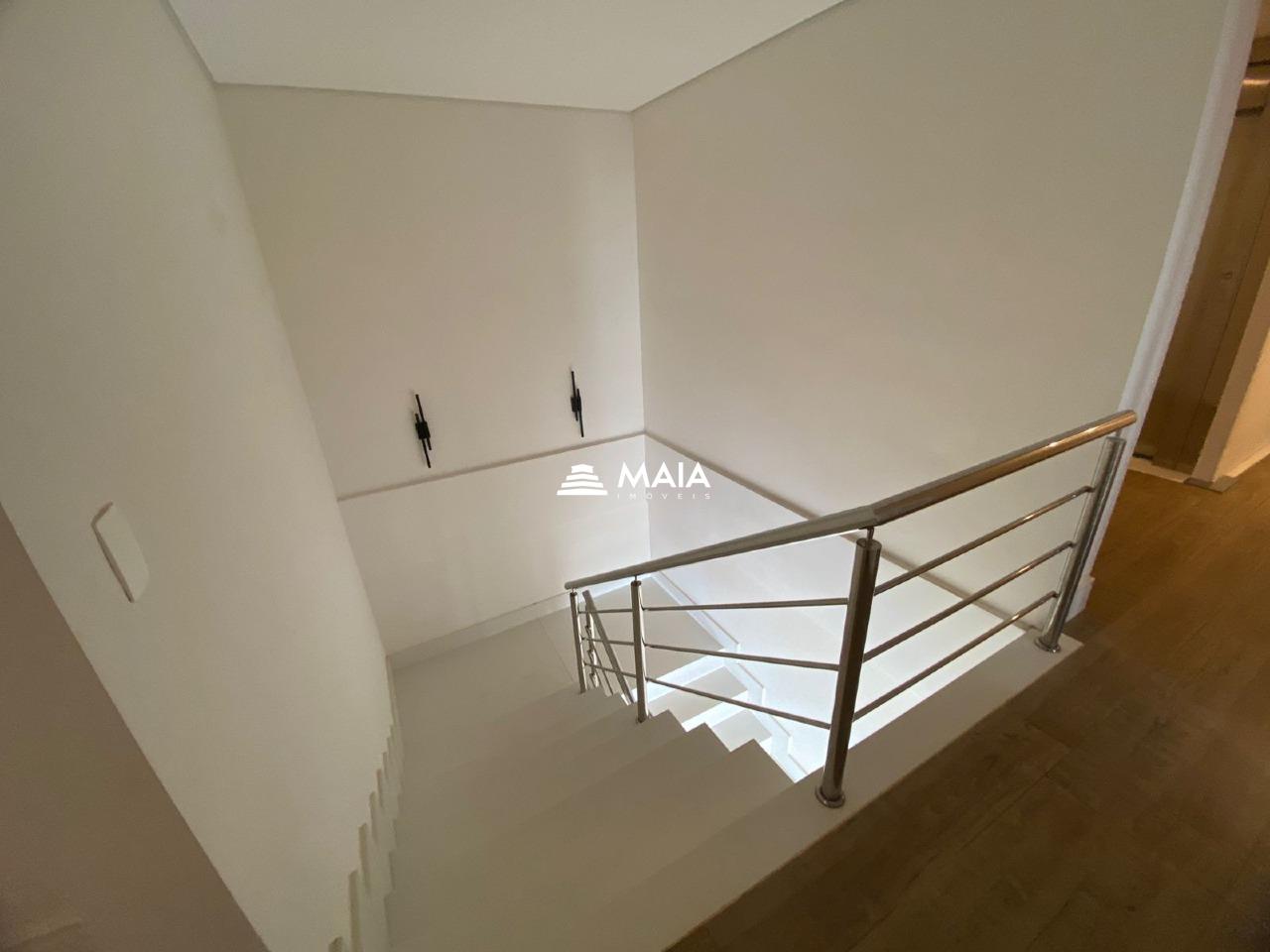 Apartamento à venda no Mercês: 