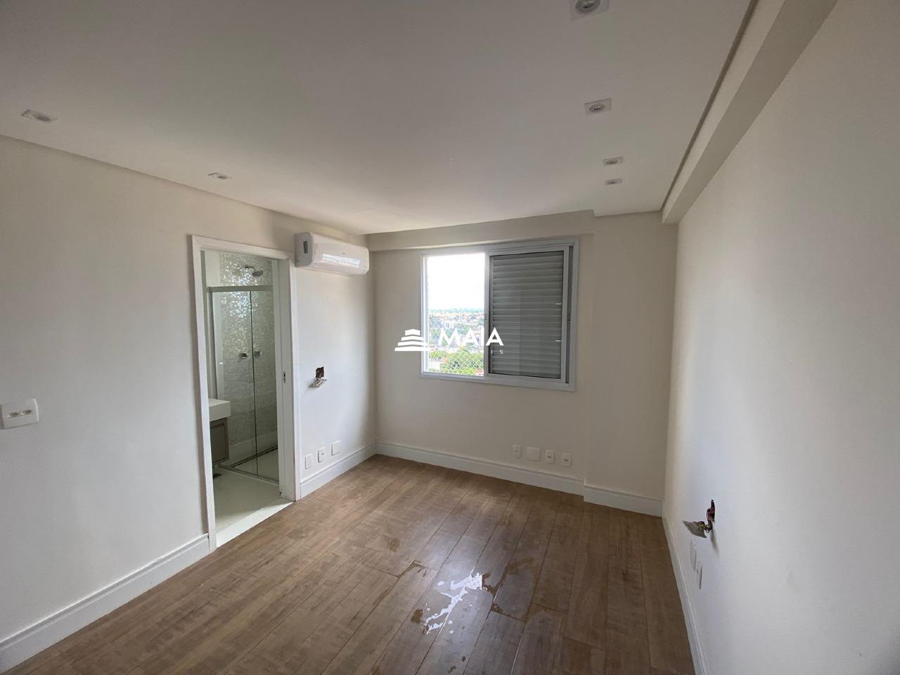 Apartamento à venda no Mercês: 