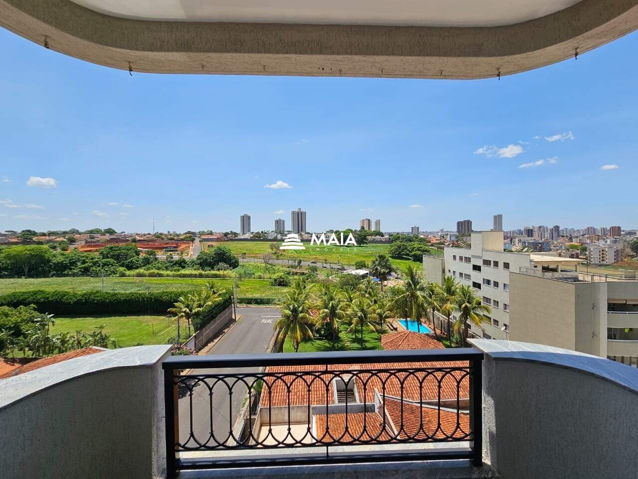 Apartamento à venda no Santa Maria: 