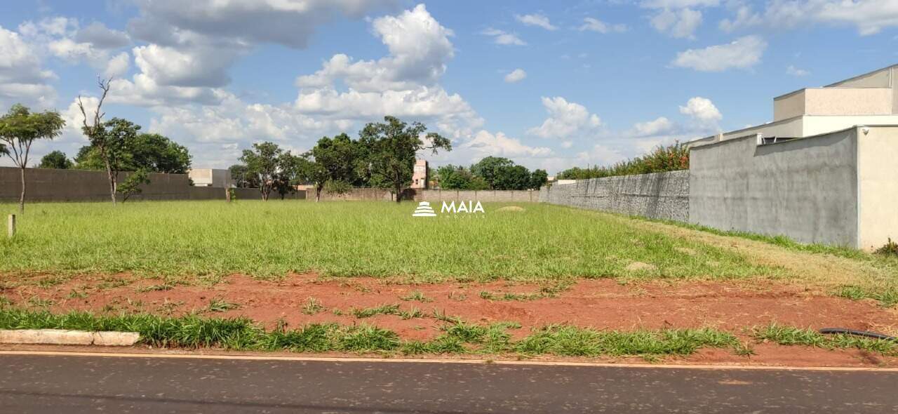 Terreno em Condomínio à venda no Residencial Mário de Almeida Franco: 