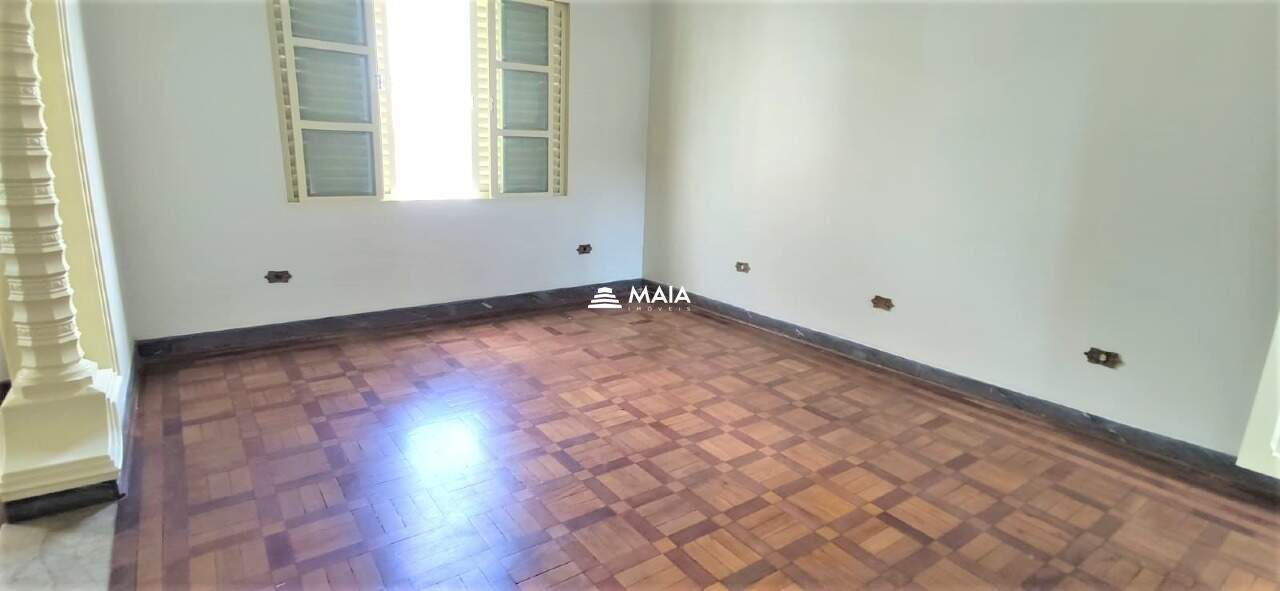 Casa à venda no Fabrício: 