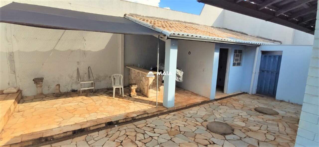 Casa à venda no Fabrício: 