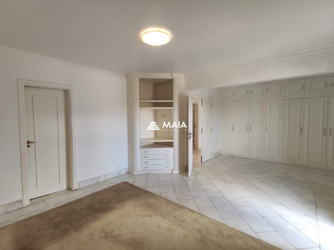 Apartamento à venda no Mercês: 