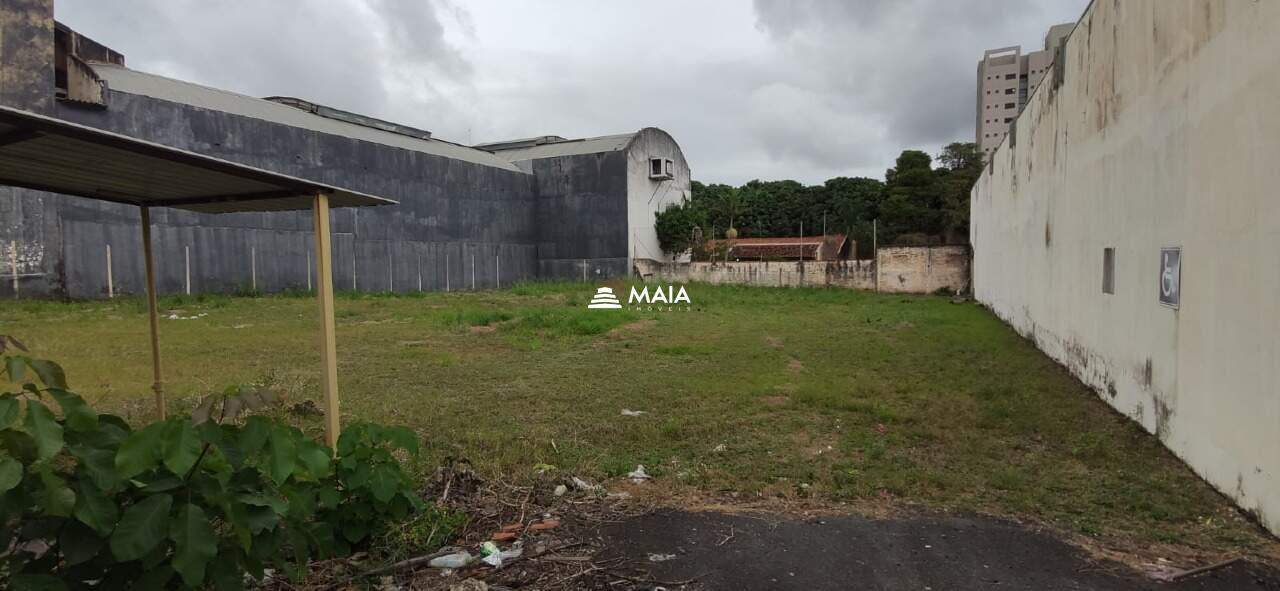 Terreno/Área para aluguel no Santa Maria: 