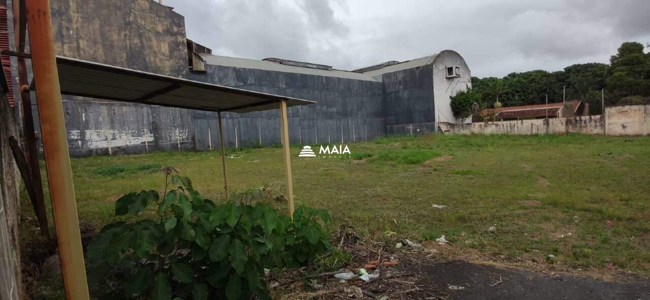 Terreno/Área para aluguel no Santa Maria: 