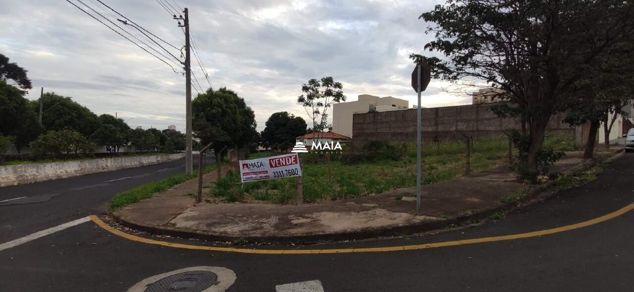 Terreno/Área à venda no Quinta Boa Esperança: 