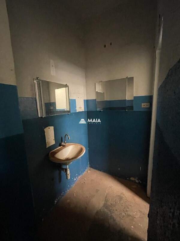 Galpão para aluguel no Universitário: 