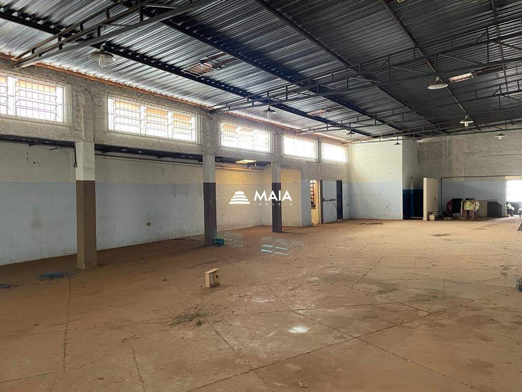 Galpão para aluguel no Universitário: 