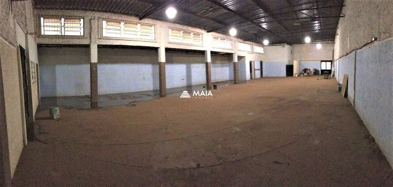 Galpão para aluguel no Universitário: 