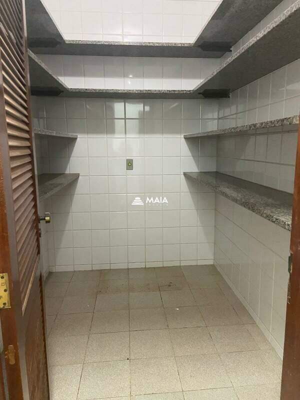 Casa de Condomínio à venda no Recanto das Torres: 