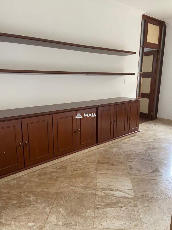 Casa de Condomínio à venda no Recanto das Torres: 