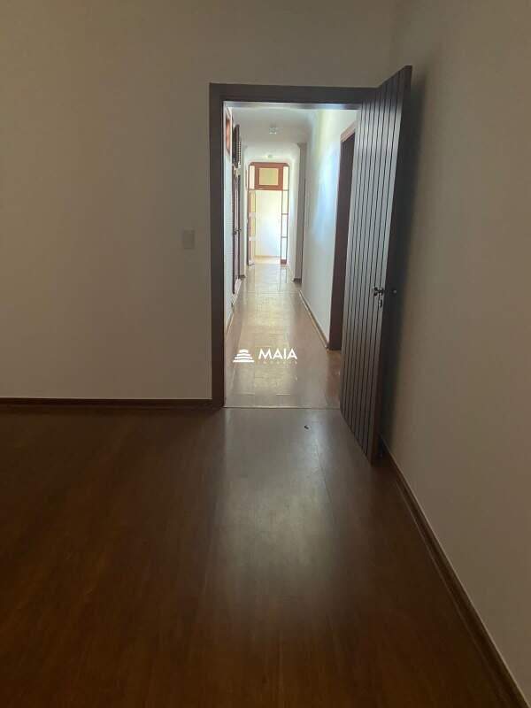 Casa de Condomínio à venda no Recanto das Torres: 