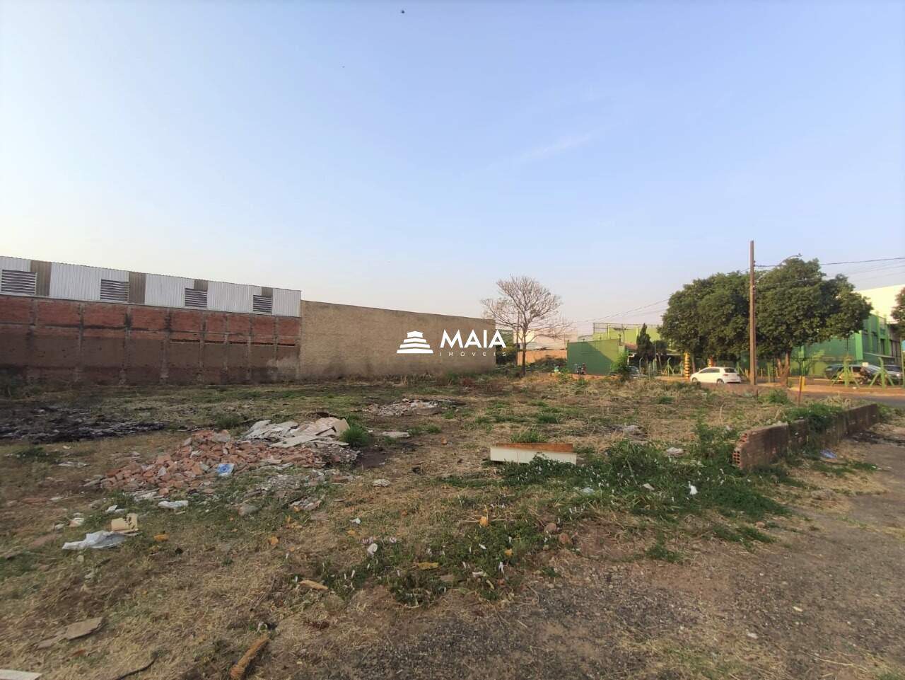 Terreno/Área à venda no Jardim Maracanã: 