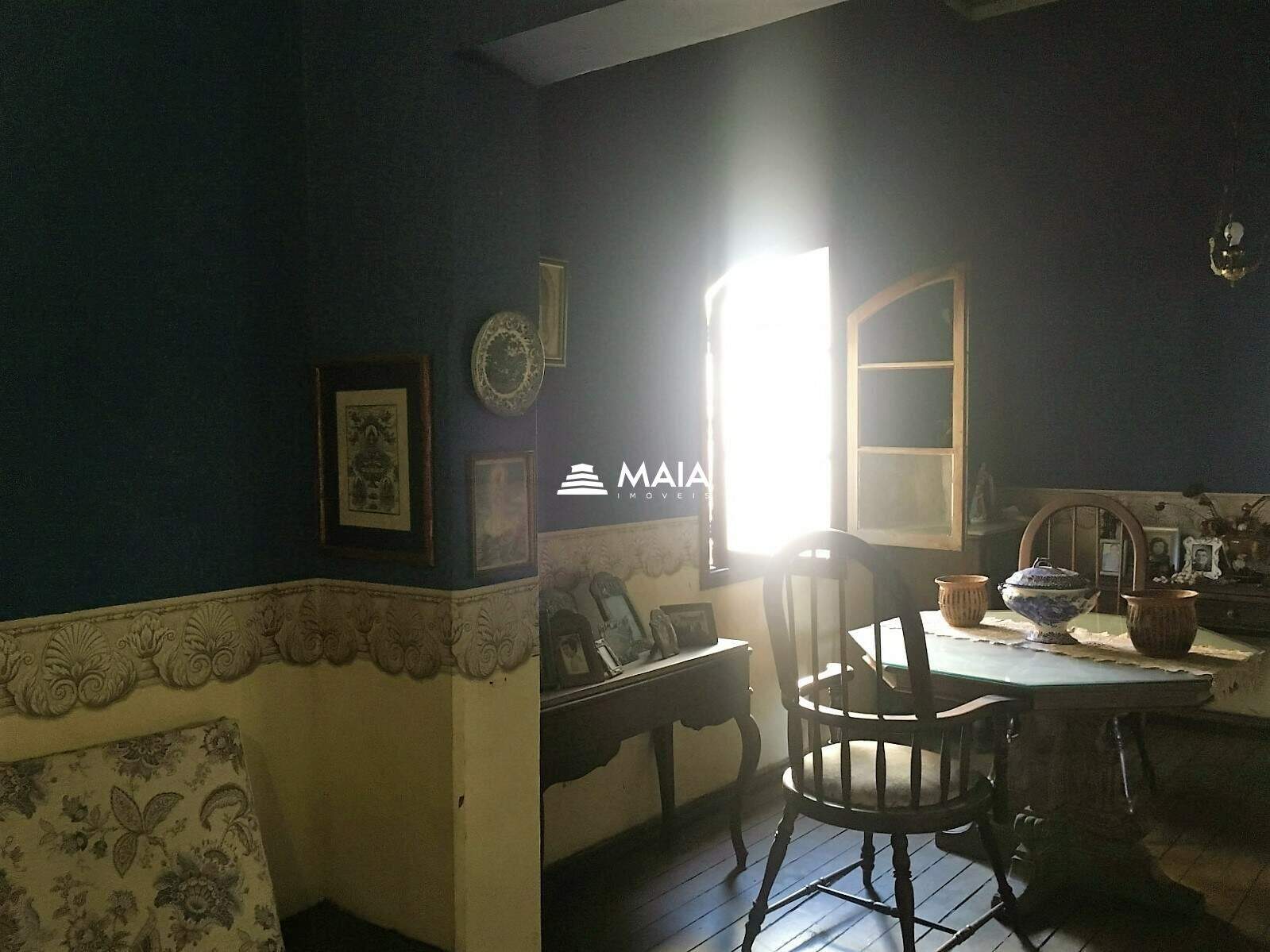 Casa à venda no Mercês: 