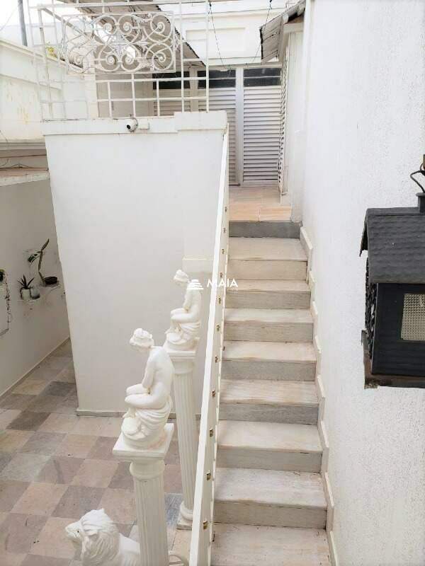 Casa à venda no Santos Dumont: 