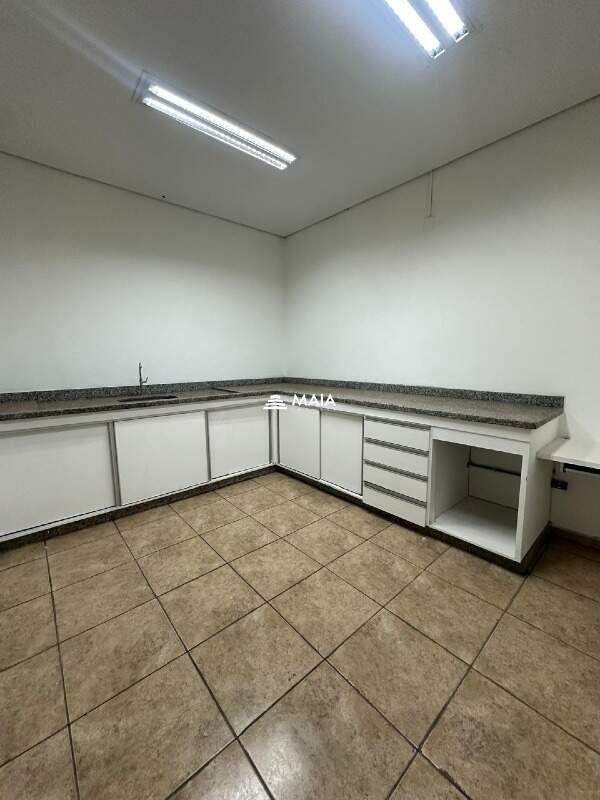 Galpão para aluguel no Parque das Américas: 