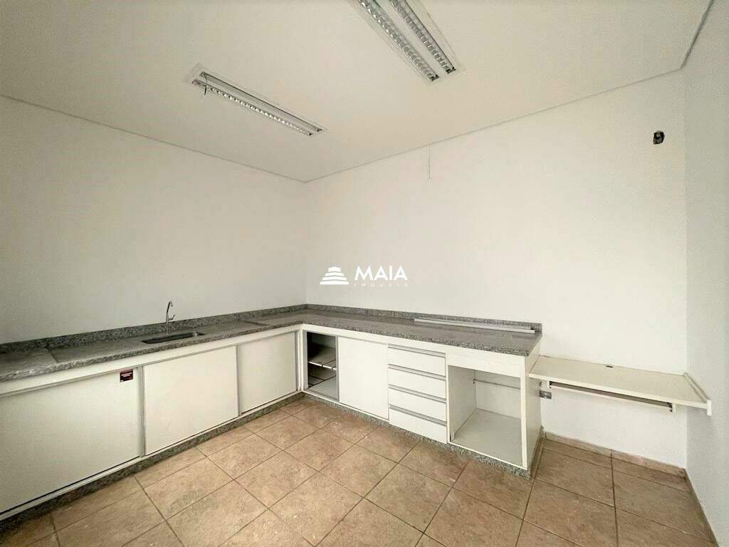 Galpão para aluguel no Parque das Américas: 