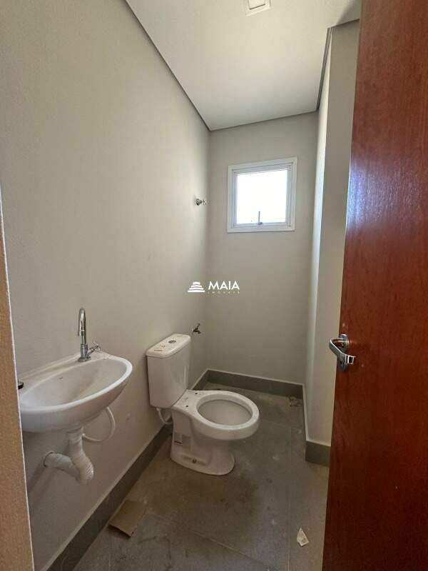 Apartamento à venda no Mercês: 