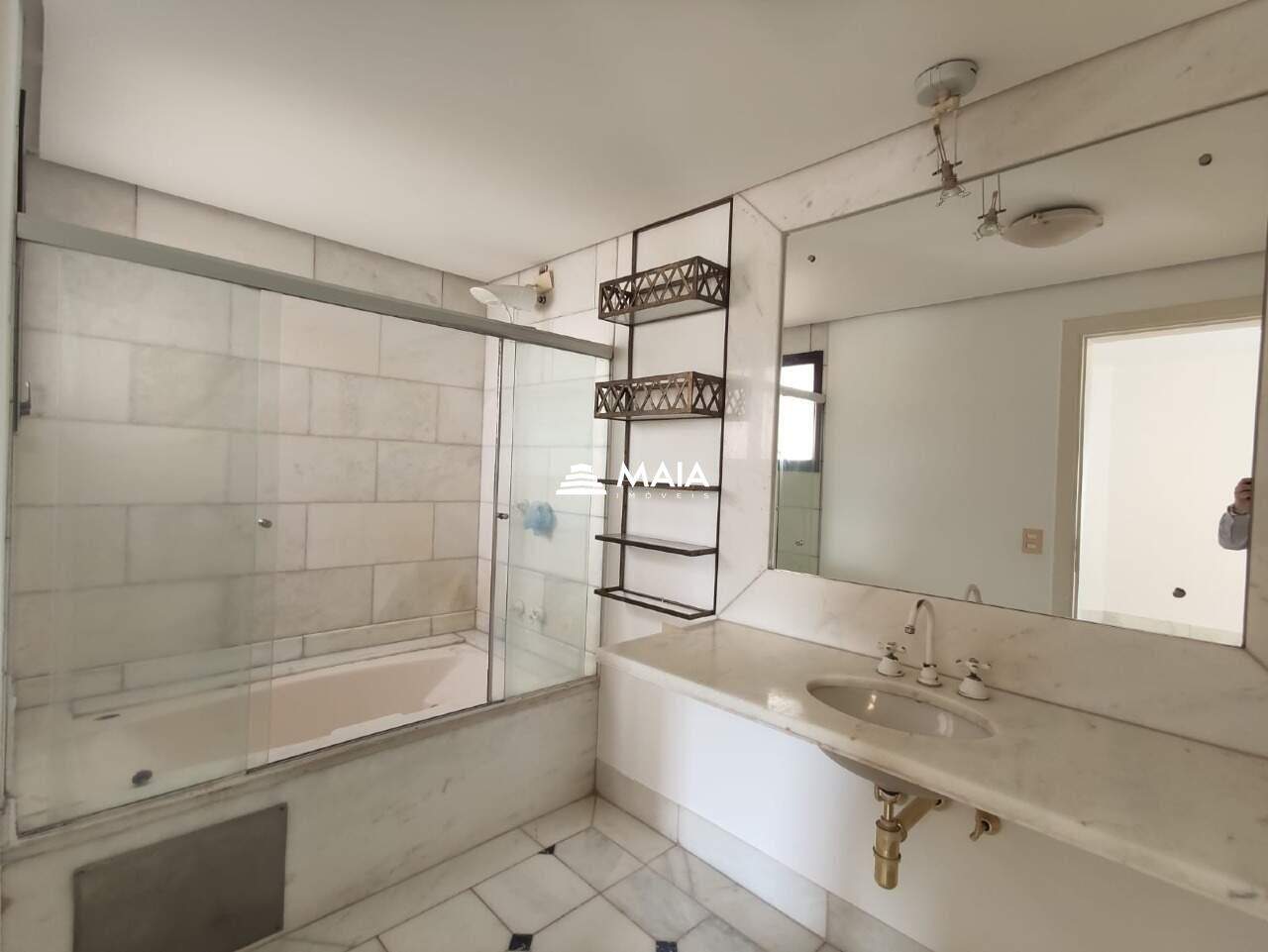 Apartamento para aluguel no Mercês: 