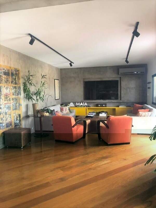 Apartamento à venda no Mercês: 