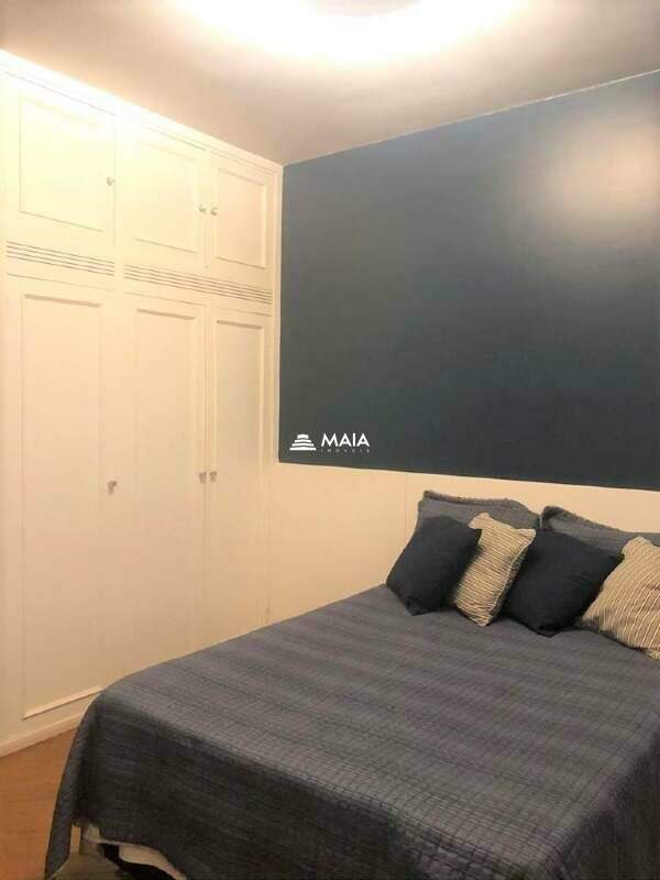 Apartamento à venda no Mercês: 
