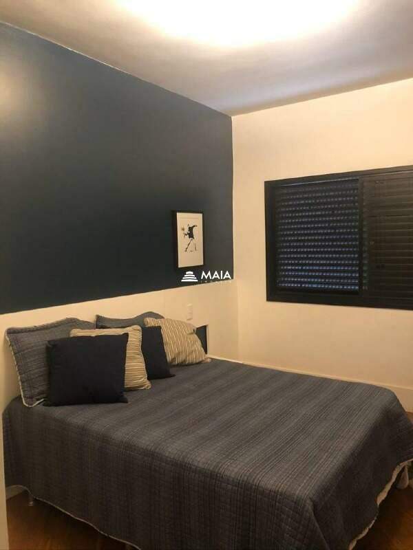 Apartamento à venda no Mercês: 