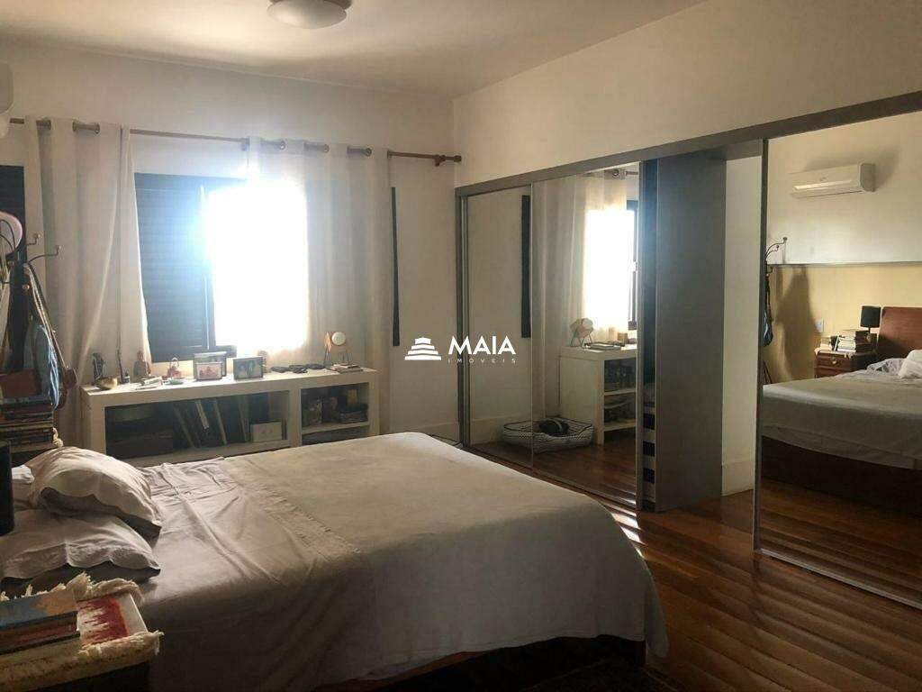 Apartamento à venda no Mercês: 