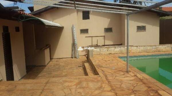 Casa à venda no Parque do Mirante: 