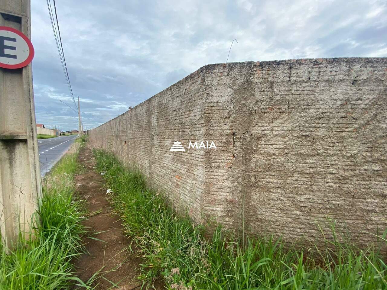 Terreno/Área à venda no Parque das Laranjeiras: 