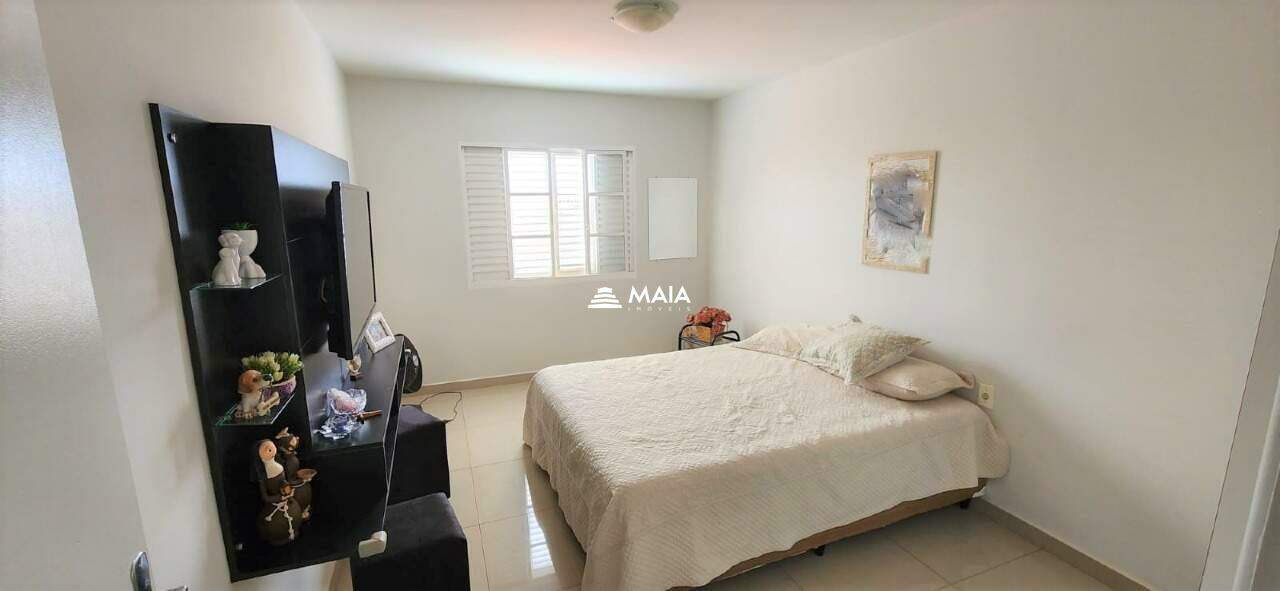 Casa à venda no Cássio Rezende: 