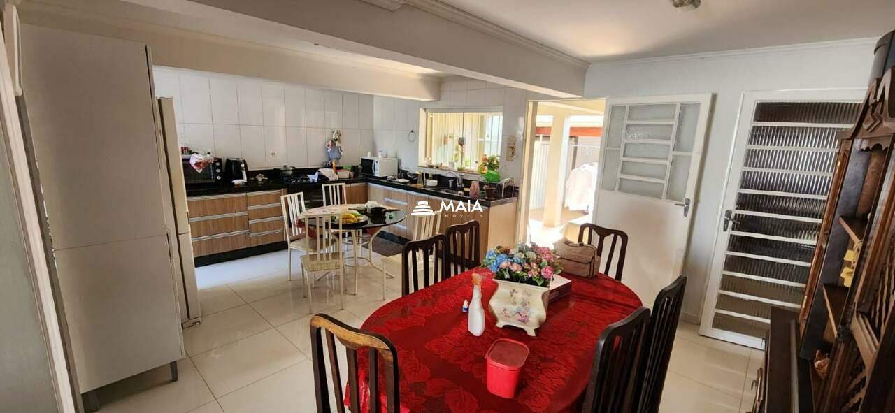 Casa à venda no Cássio Rezende: 