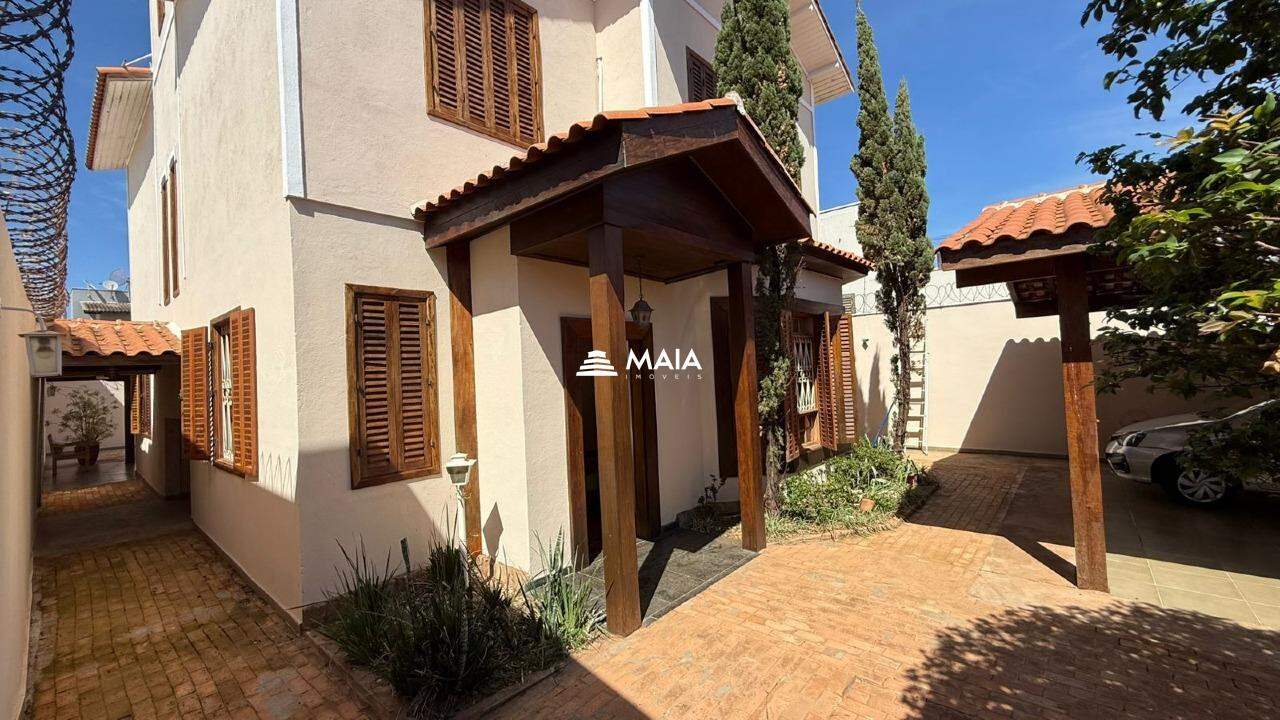 Casa à venda no Jardim do Lago: 