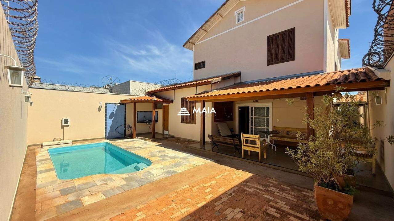 Casa à venda no Jardim do Lago: 