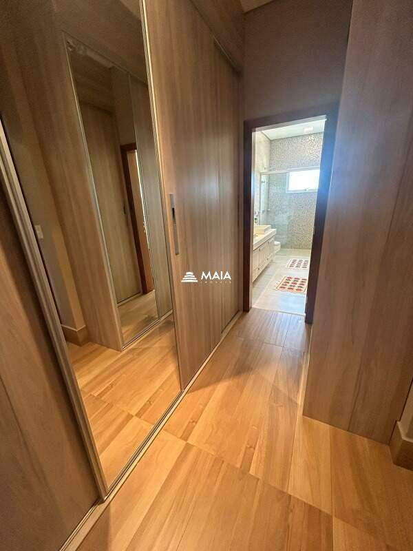 Casa de Condomínio à venda no Estância dos Ipês: 