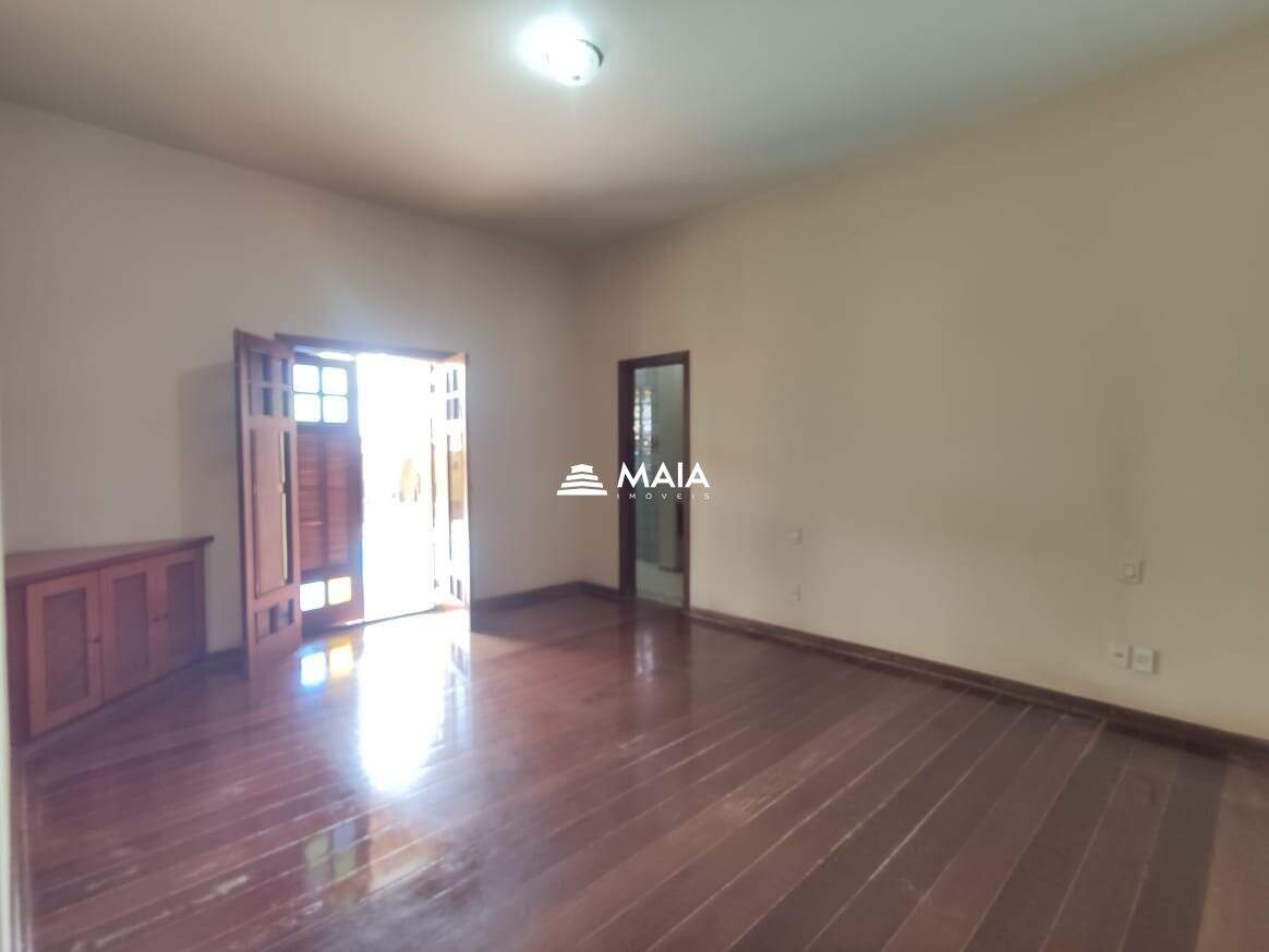 Casa à venda no Santa Maria: 