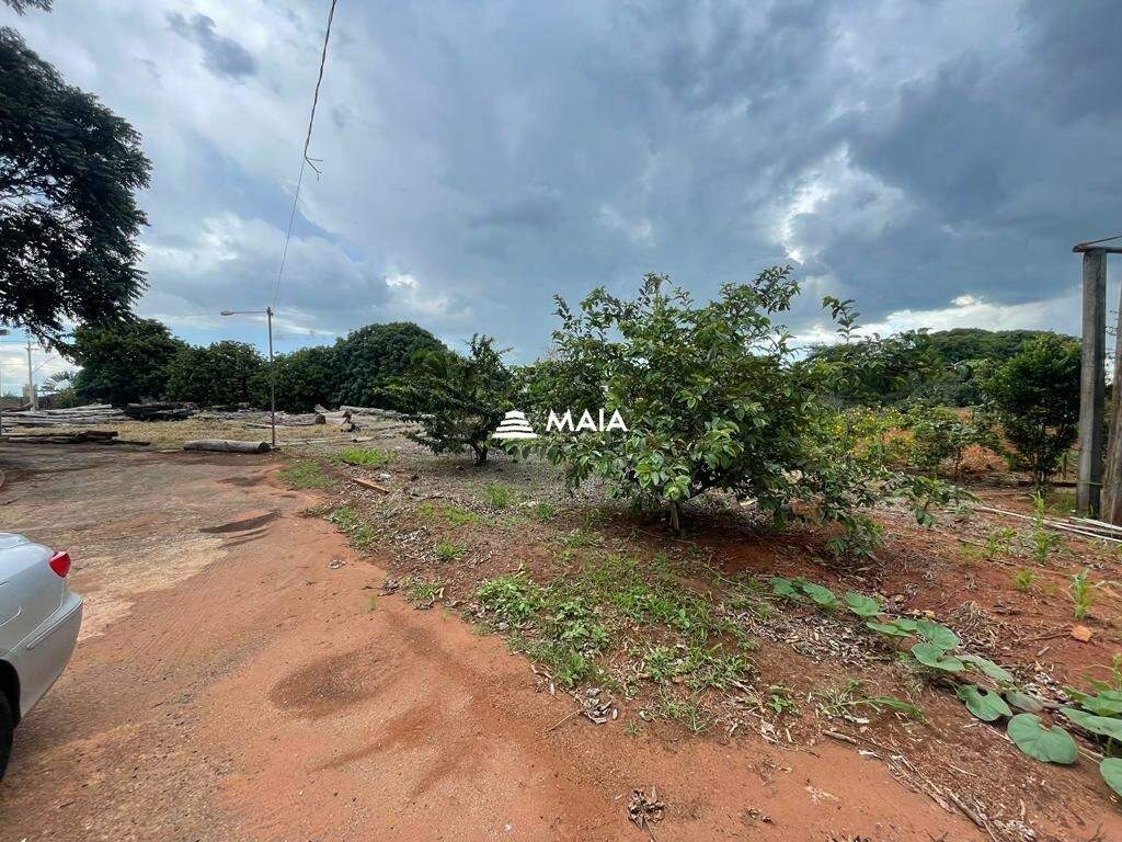 Terreno/Área à venda no Jardim Maracanã: 