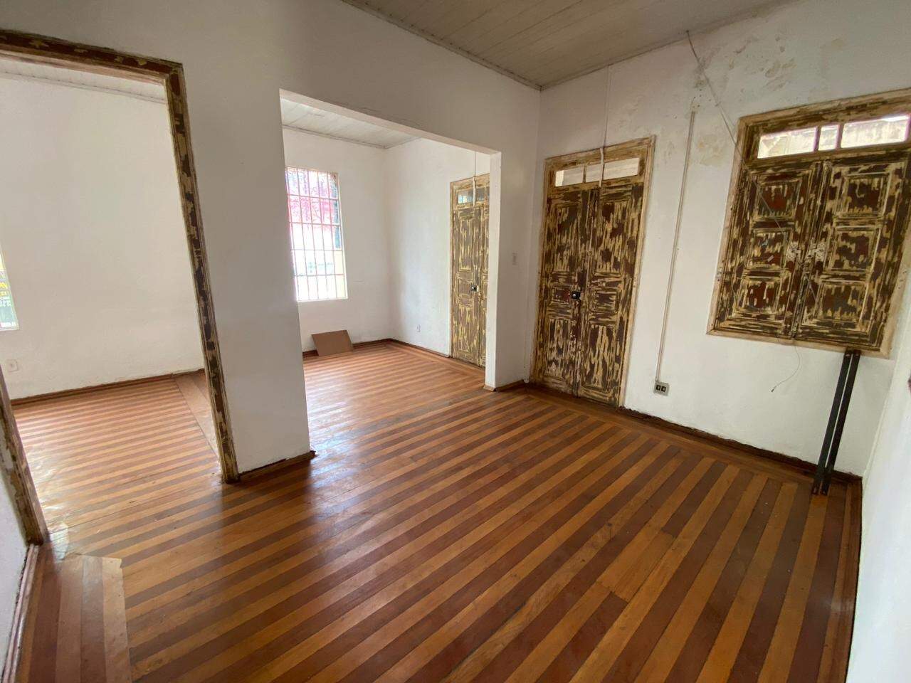 Comercial para aluguel no Centro: 