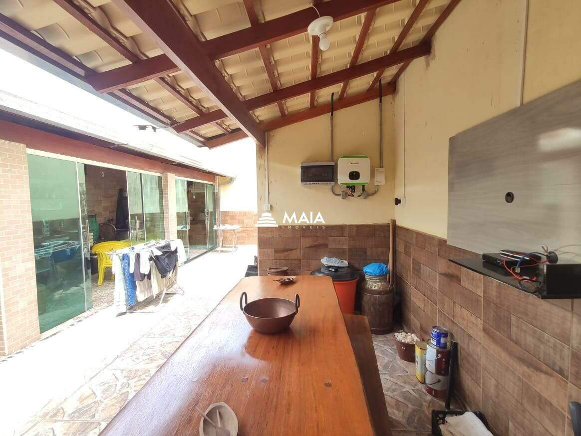 Casa à venda no Oneida Mendes: 