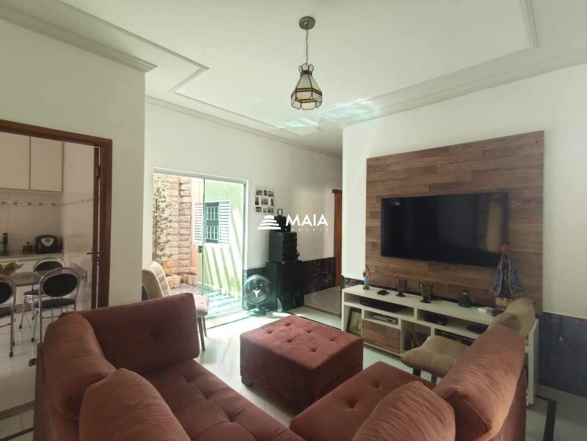 Casa à venda no Oneida Mendes: 