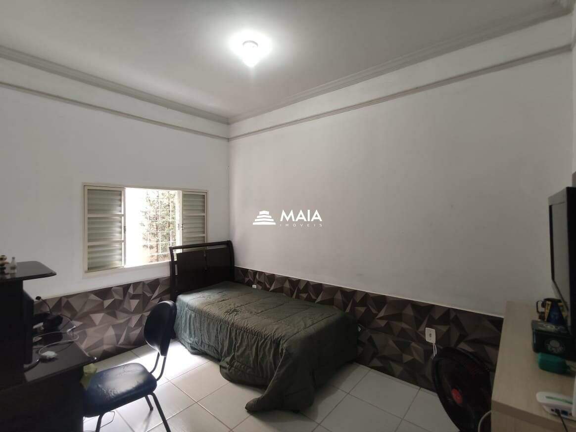 Casa à venda no Oneida Mendes: 