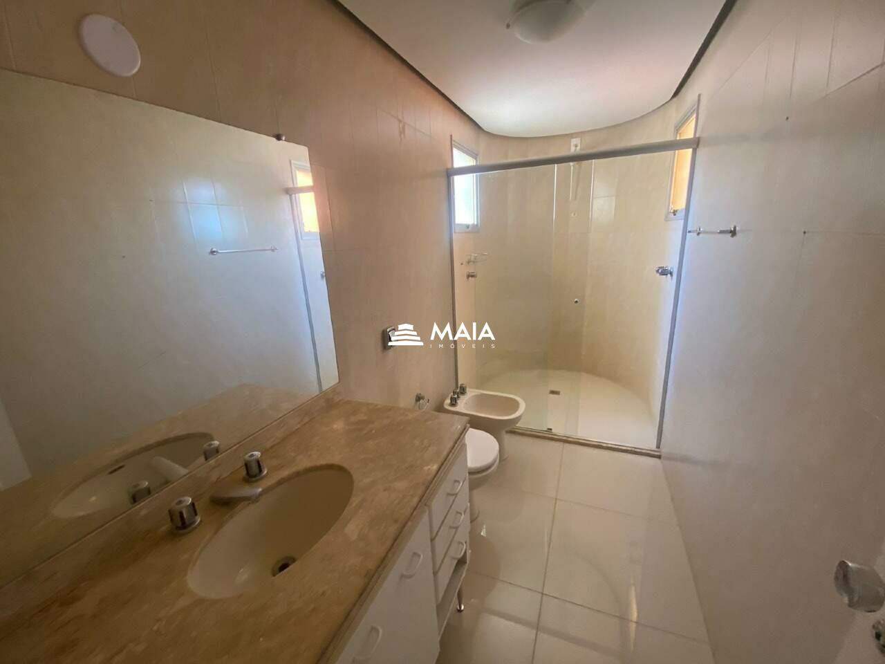 Apartamento para aluguel no Centro: 