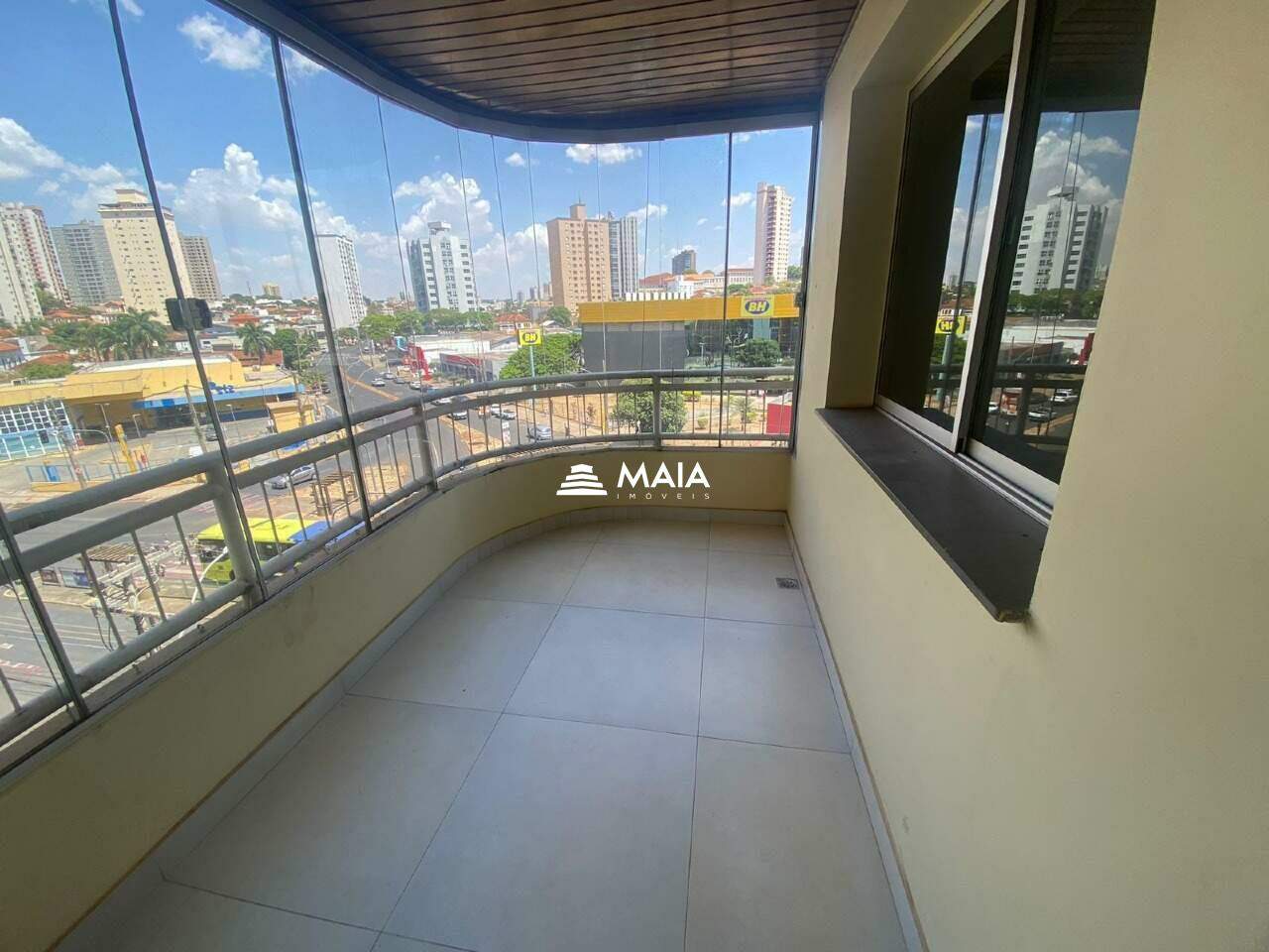 Apartamento para aluguel no Centro: 