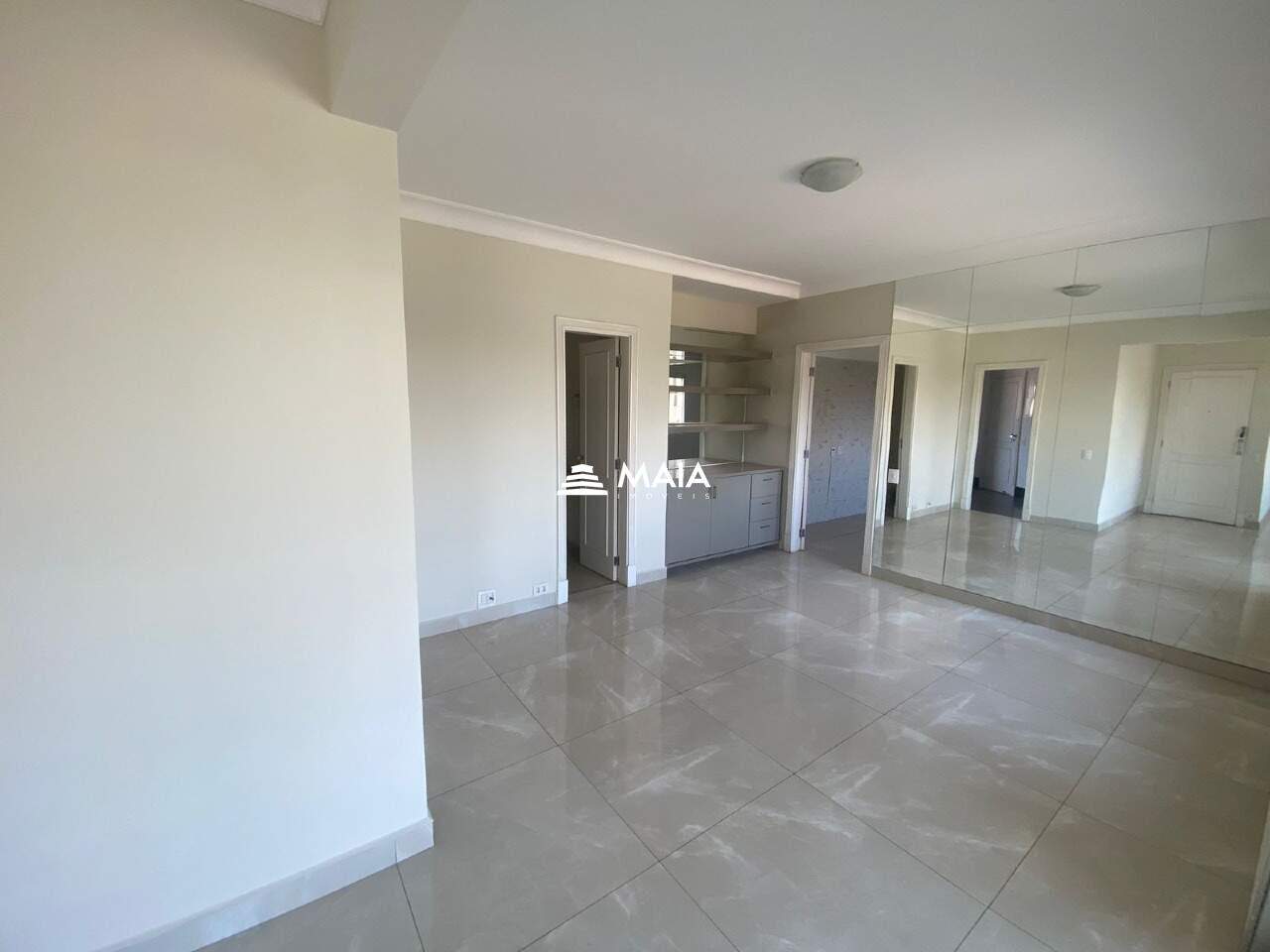 Apartamento para aluguel no Centro: 