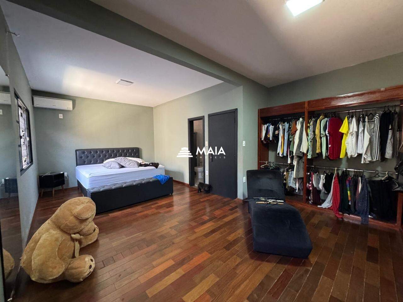 Casa à venda no Fabrício: 