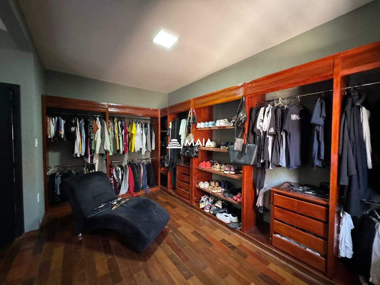 Casa à venda no Fabrício: 