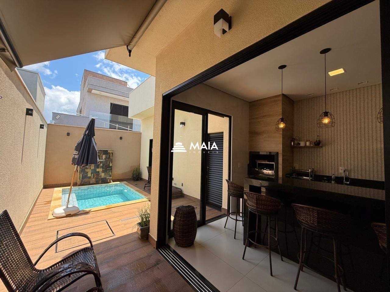 Casa de Condomínio à venda no Estância dos Ipês: 